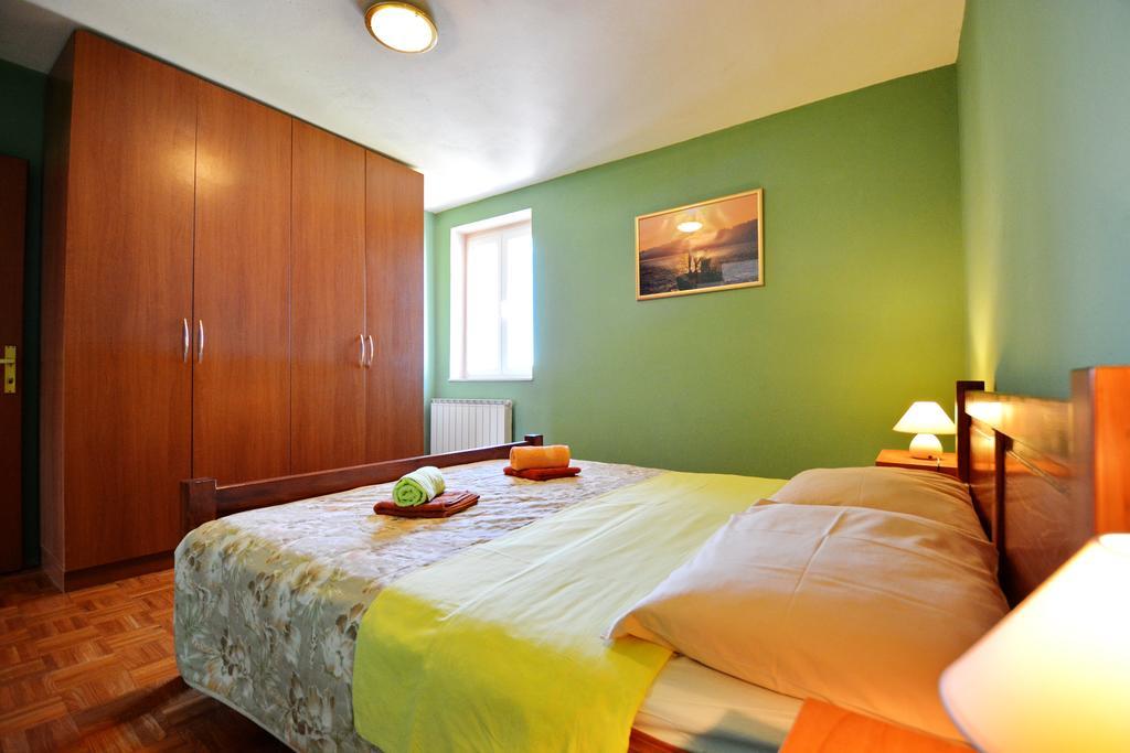 Apartments Sol โซลิเน ภายนอก รูปภาพ