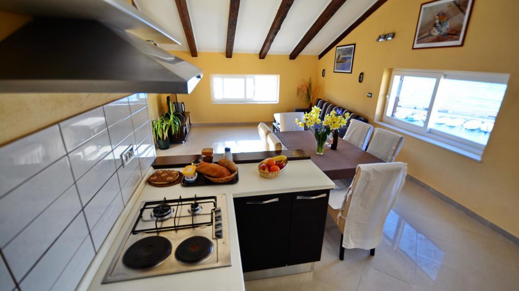 Apartments Sol โซลิเน ภายนอก รูปภาพ