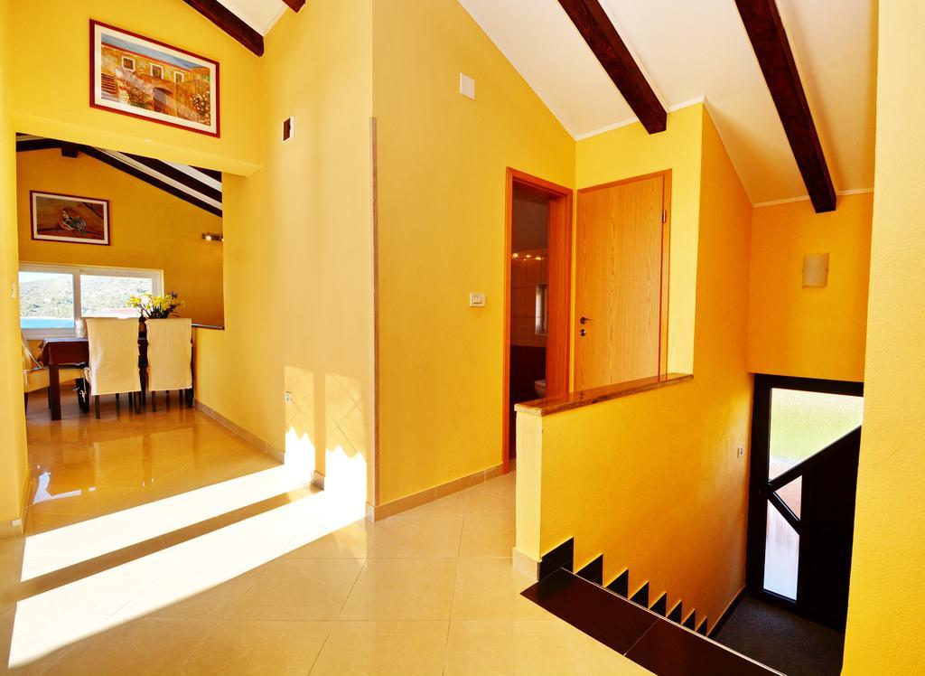 Apartments Sol โซลิเน ภายนอก รูปภาพ